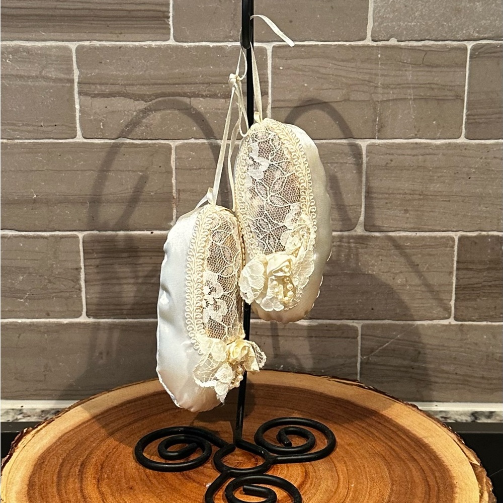 Vintage Satin & Lace Potpourri Balerina Slippers Decor Ornament Cream Color